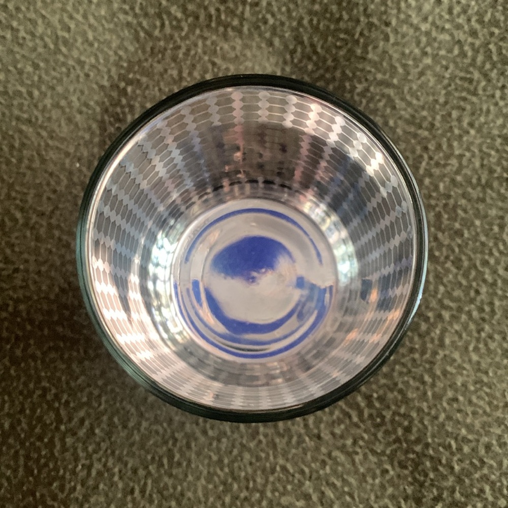 Set of 2 clear glass and silver candle holders. Size approximately 2 1/2” x 3” - Picture 4 of 10
